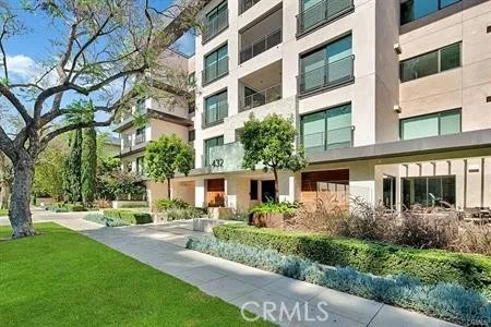 432 N OAKHURST 503