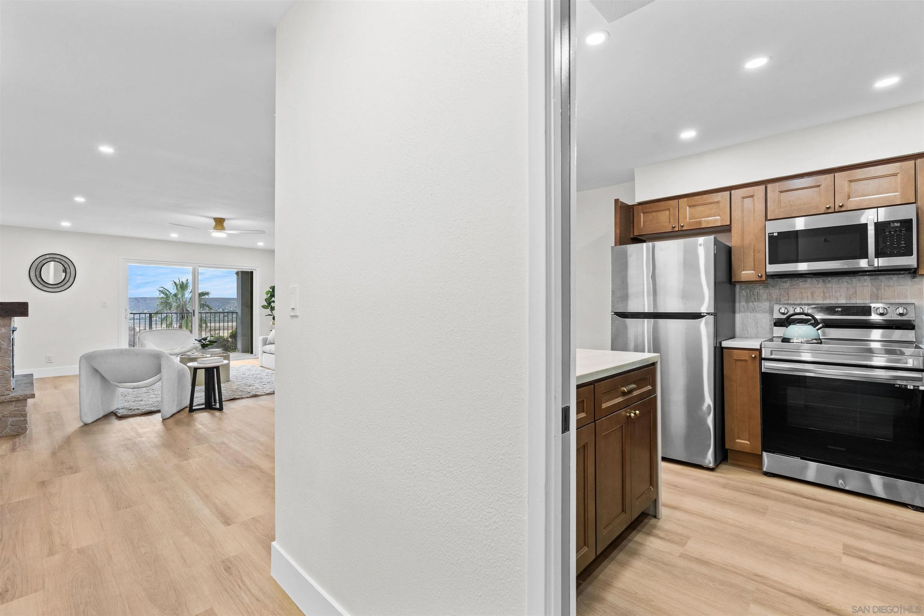 3606 Vista Rey 8