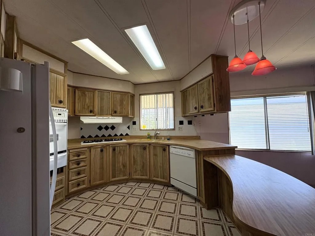 7467 Mission Gorge Rd. 293