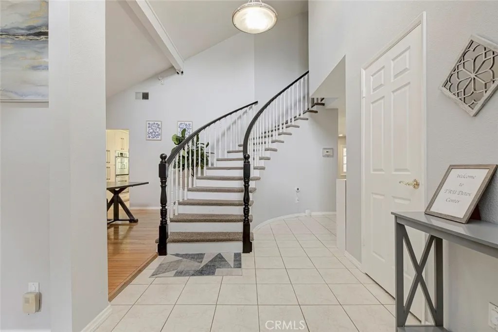 10437 Sunnybrae