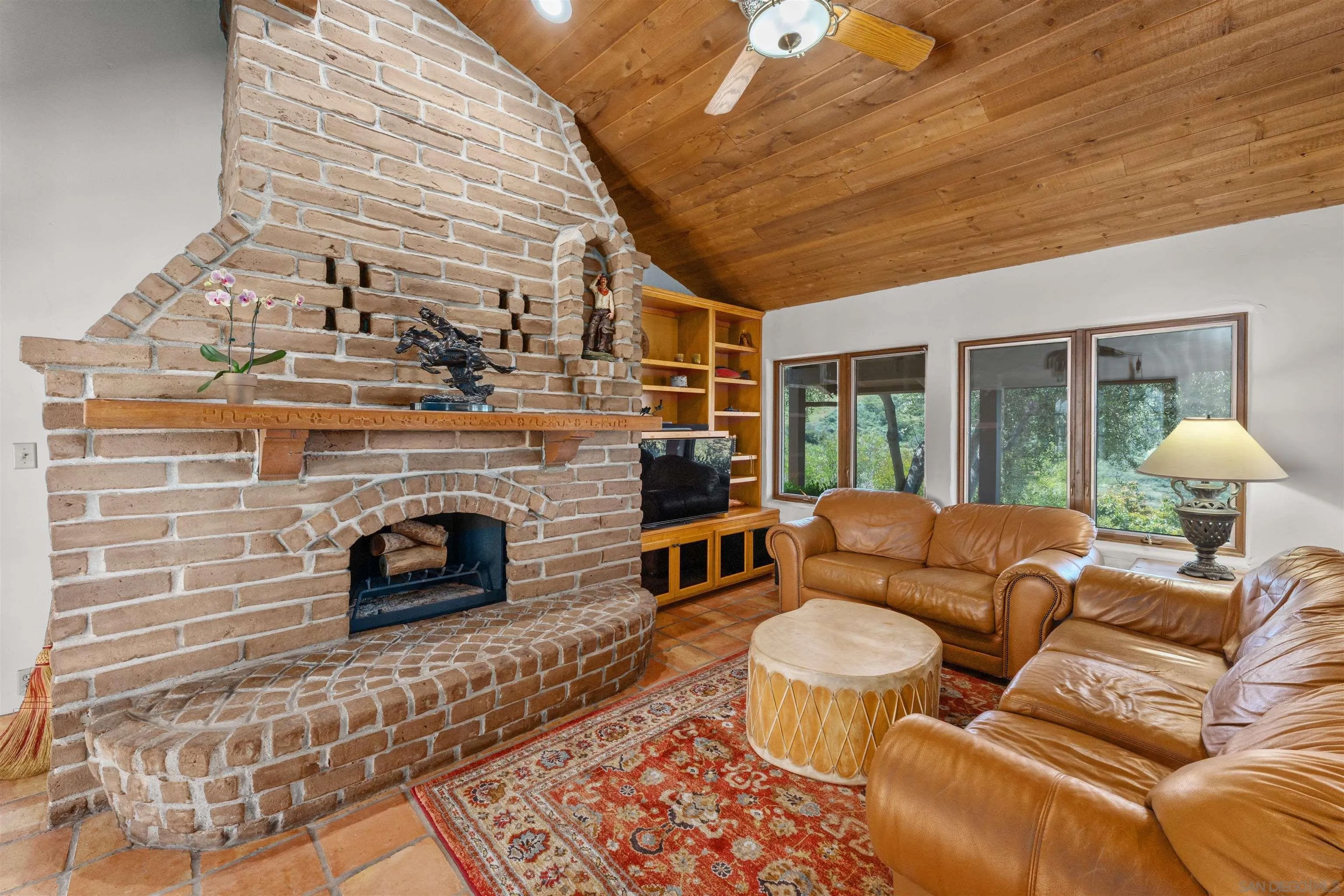 Poway, California, 92064, United States, 5 Bedrooms Bedrooms, ,4 BathroomsBathrooms,Residential,Active,2035583