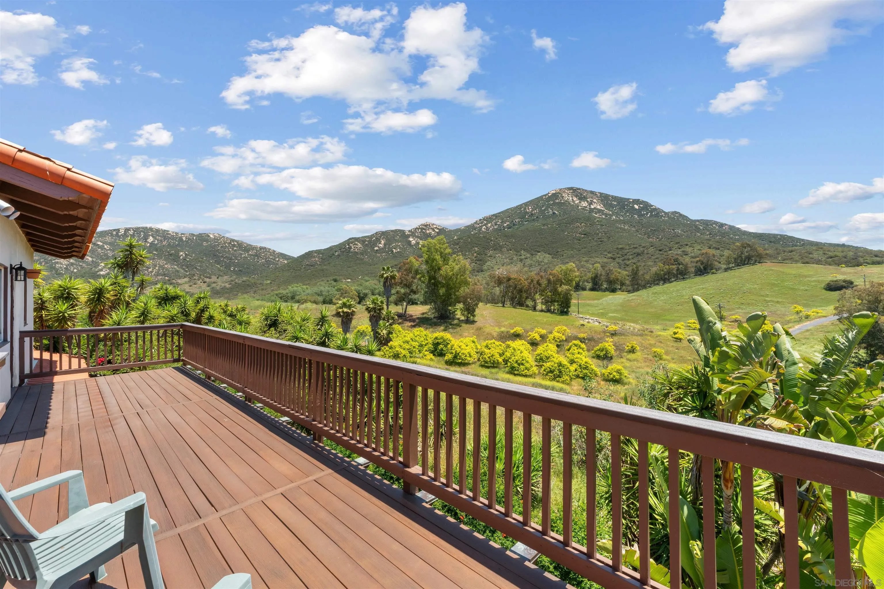 Poway, California, 92064, United States, 5 Bedrooms Bedrooms, ,4 BathroomsBathrooms,Residential,Active,2035583