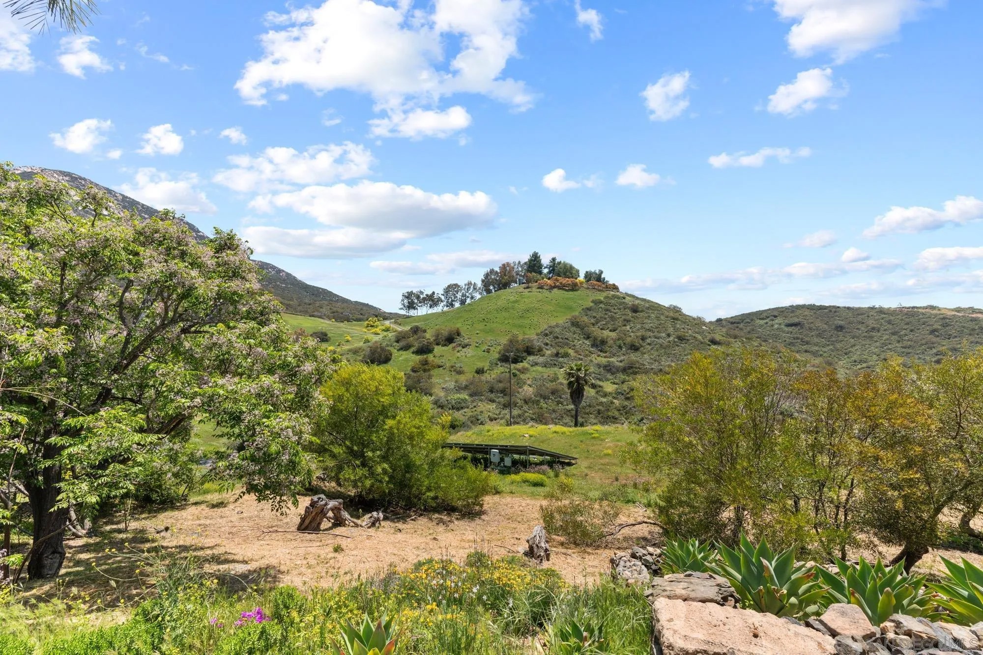 Poway, California, 92064, United States, 5 Bedrooms Bedrooms, ,4 BathroomsBathrooms,Residential,Active,2035583