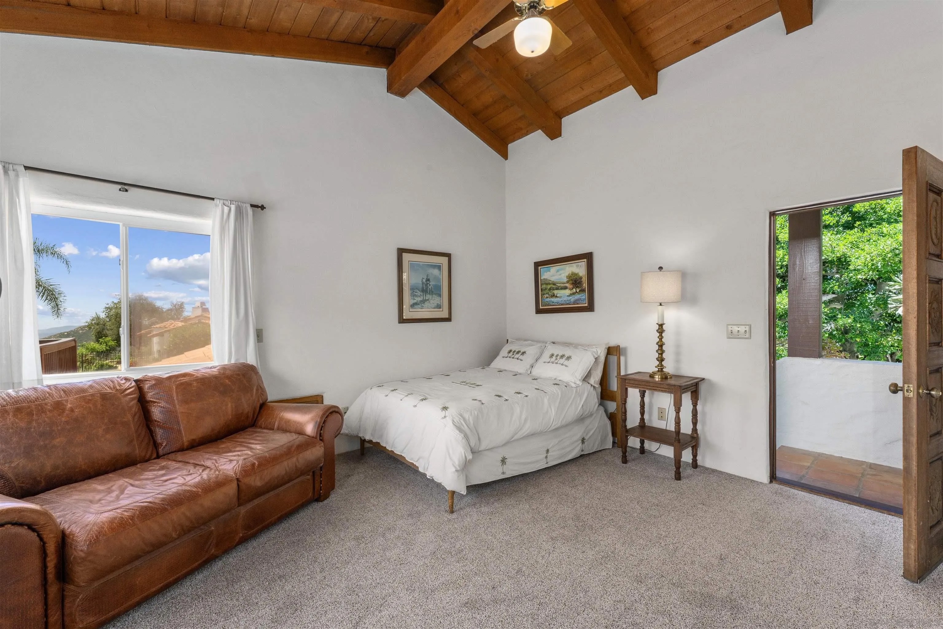 Poway, California, 92064, United States, 5 Bedrooms Bedrooms, ,4 BathroomsBathrooms,Residential,Active,2035583