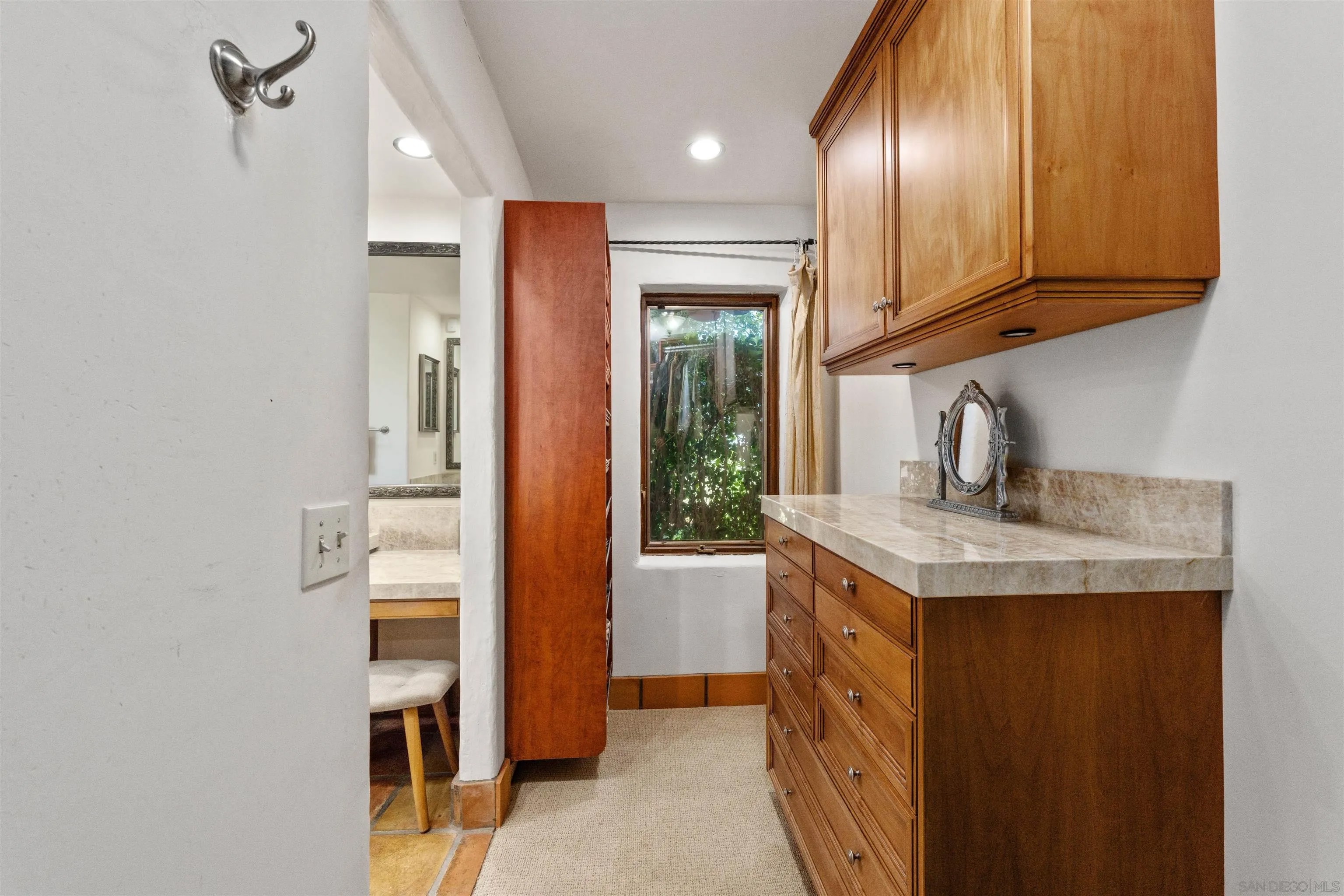 Poway, California, 92064, United States, 5 Bedrooms Bedrooms, ,4 BathroomsBathrooms,Residential,Active,2035583