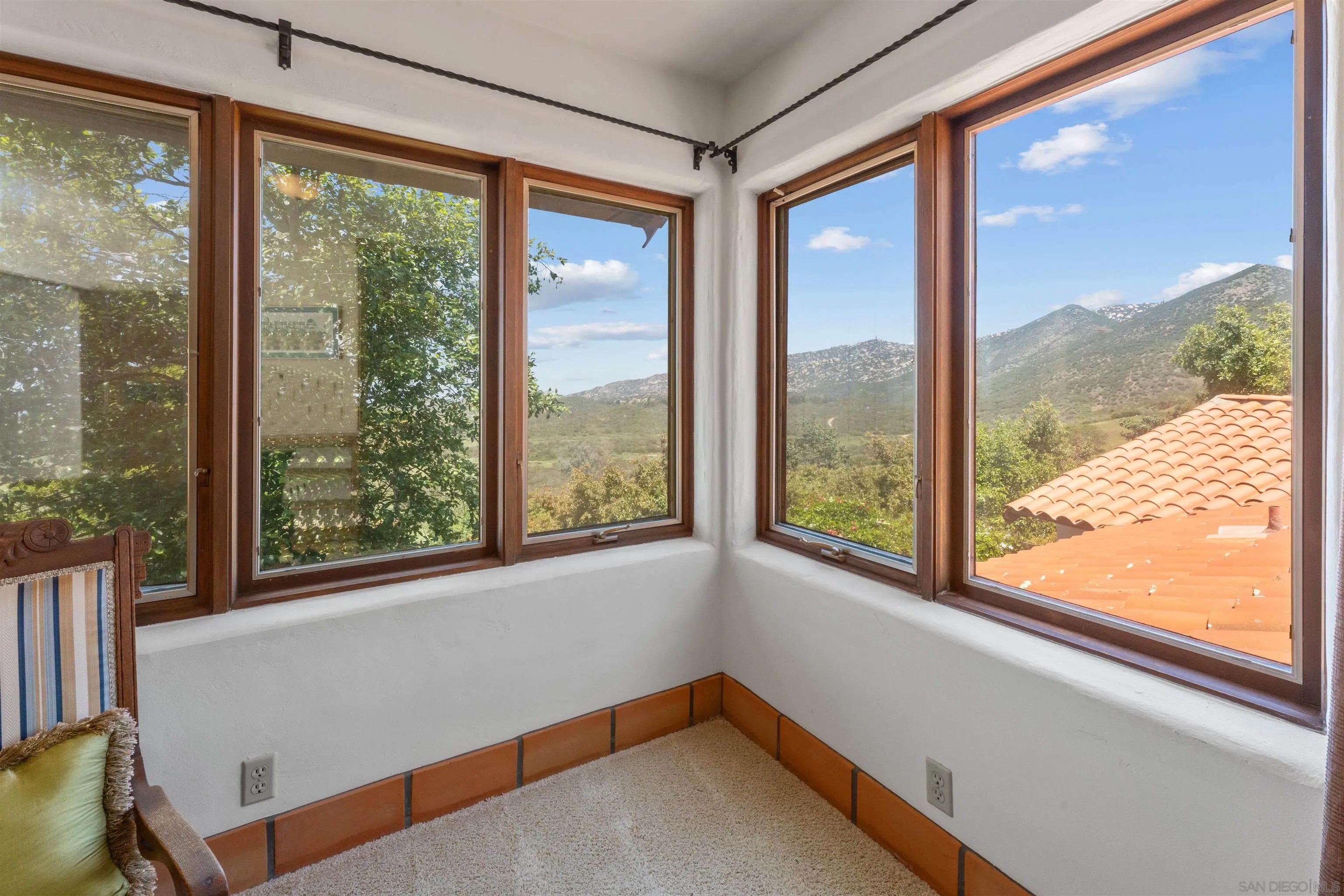 Poway, California, 92064, United States, 5 Bedrooms Bedrooms, ,4 BathroomsBathrooms,Residential,Active,2035583