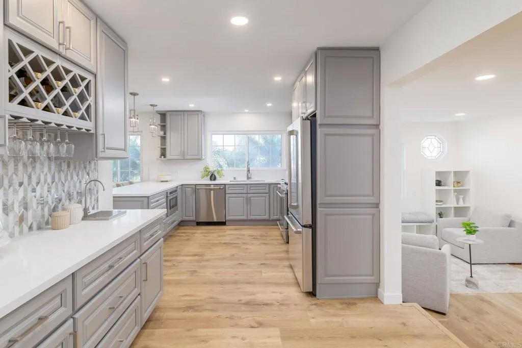 1674 Evergreen Street