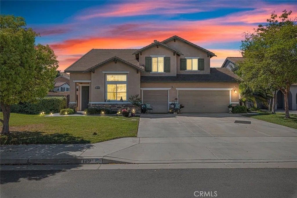 Photo of 189 Goldenrod Ave, Perris, CA 92570 (MLS # IG26057940)