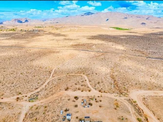 0 Ocotillo