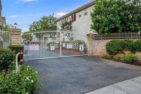 Photo of 8300 Chelsea Lane, West Hills, CA 91304 (MLS # SR26215114)