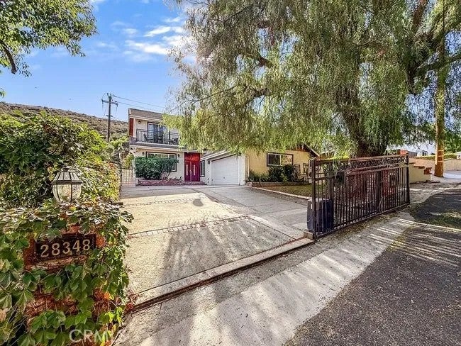 28348 Laura La Plante Drive