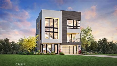 120 Isla Irvine CA 92618