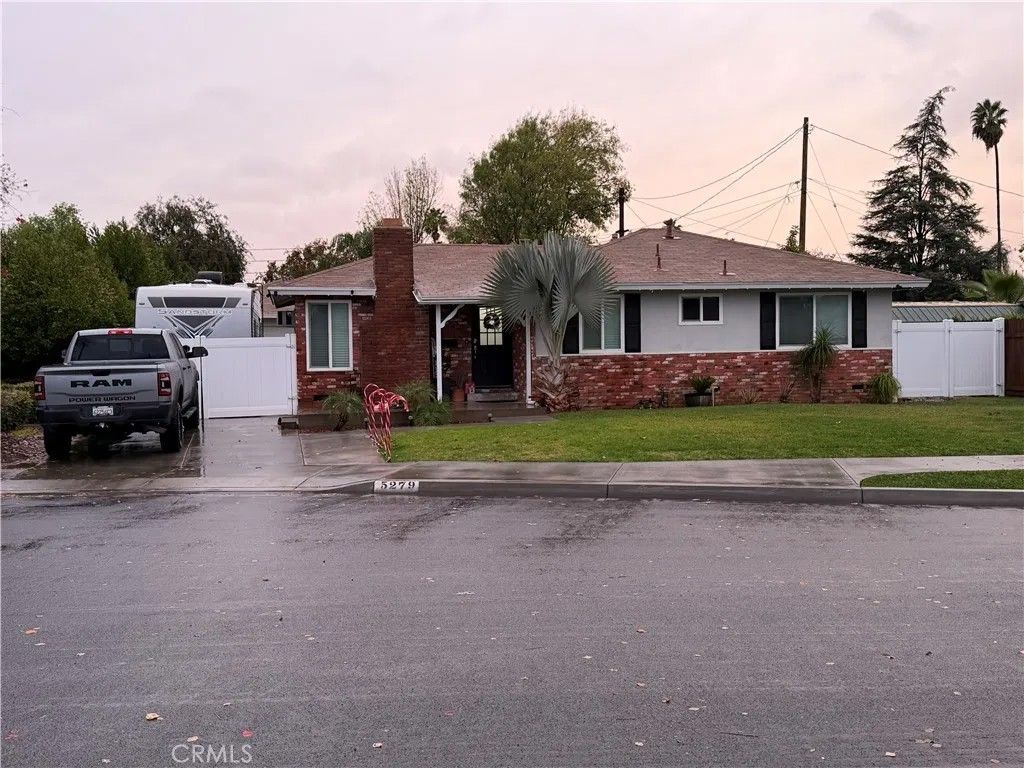 Photo of 5279 Appleton St, Riverside, CA 92504 (MLS # IV25280051)