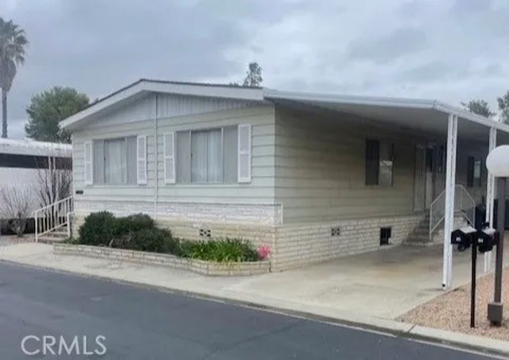 Photo of 2230 Lake Park #85, San Jacinto, CA 92583 (MLS # OC25059112)