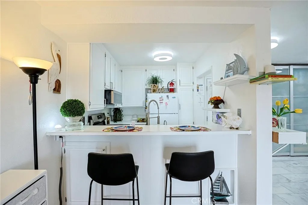 6924 Hyde Park Drive 106