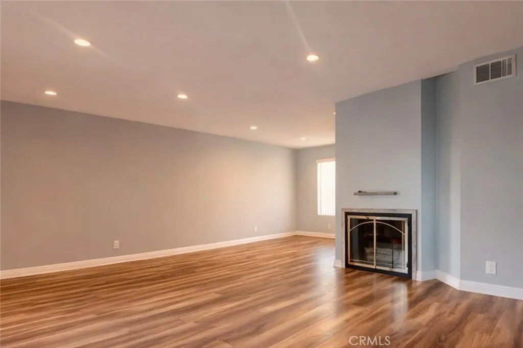 Photo of 7718 Via Sorrento, Burbank, CA 91504 (MLS # BB26014546)