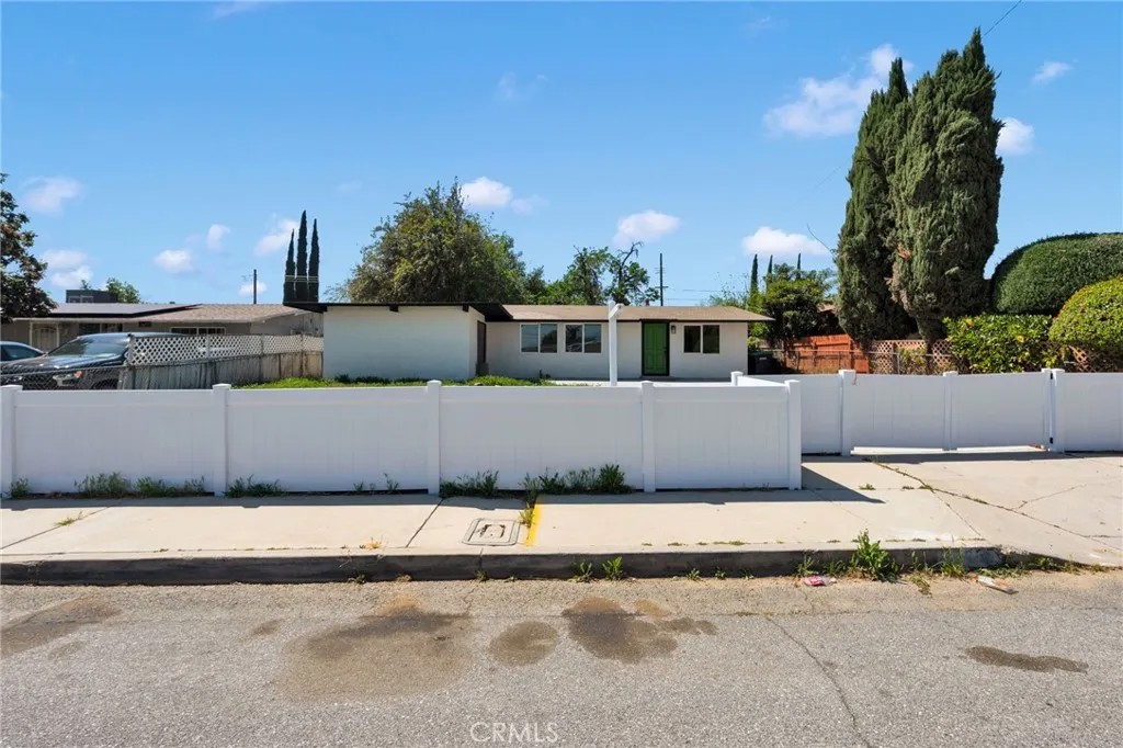 1765 Alston