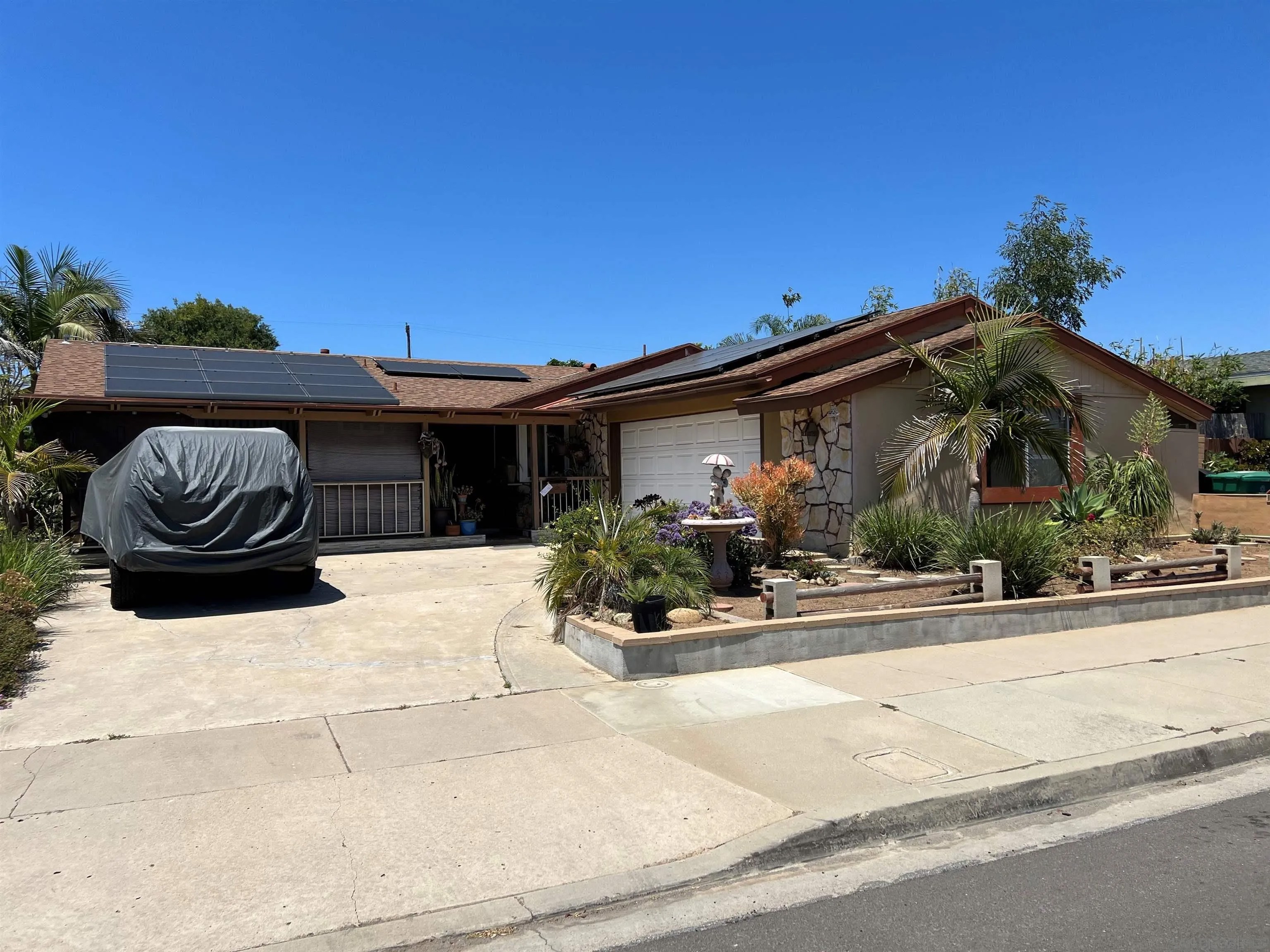 4902 Mount Almagosa Dr