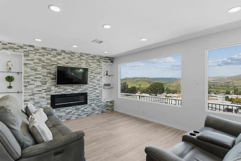 7467 Mission Gorge Rd. 219 Santee CA 92071