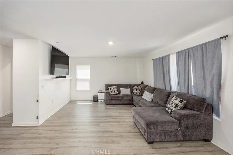 28440 Dusky Willow