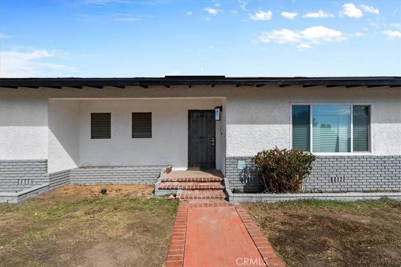 1498 Goodlett