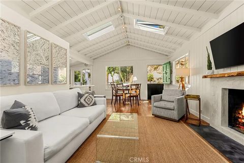 Photo of 275 Woodland Drive, Laguna Beach, CA 92651 (MLS # LG26078698)