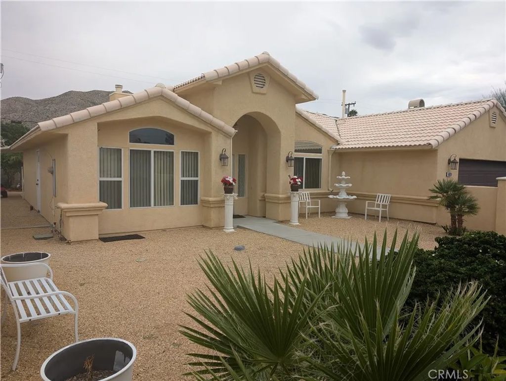 Photo of 66026 Avenida Cadena, Desert Hot Springs, CA 92240 (MLS # SR26027192)