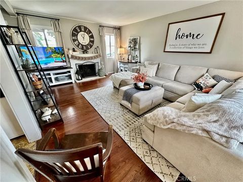 Tiny photo for 1737 W Cris Ave, Anaheim, CA 92804 (MLS # OC25235486)