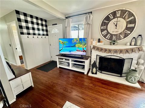 Tiny photo for 1737 W Cris Ave, Anaheim, CA 92804 (MLS # OC25235486)