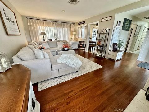 Tiny photo for 1737 W Cris Ave, Anaheim, CA 92804 (MLS # OC25235486)