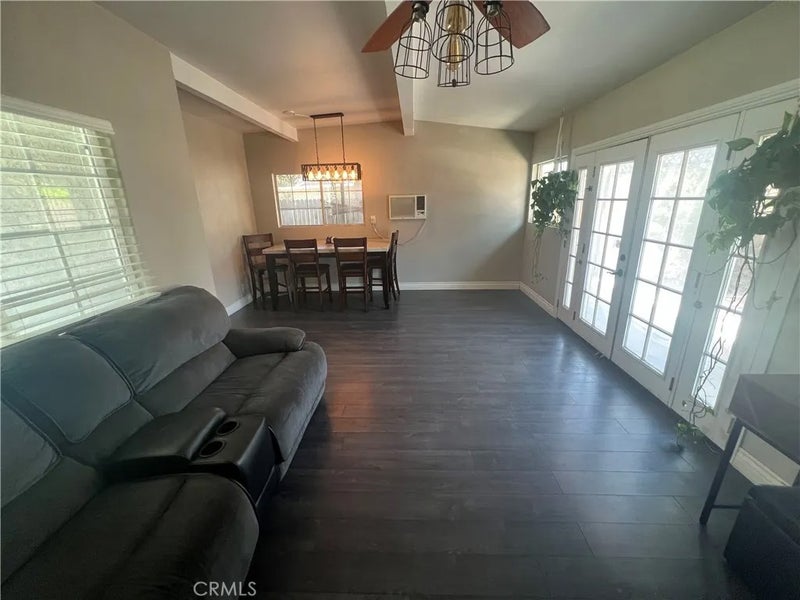 4267 Canterbury