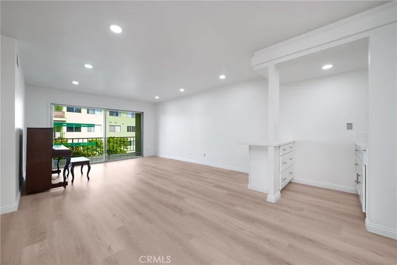 1301 S Atlantic Boulevard 301A