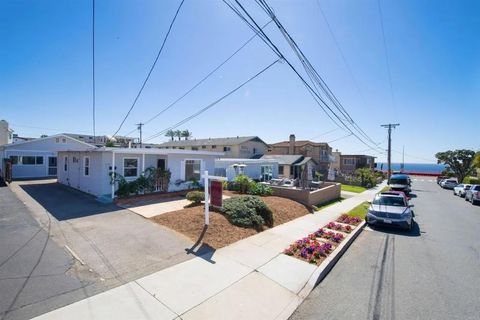 Photo of 157 Maple Ave, Carlsbad, CA 92008 (MLS # PTP2601940)