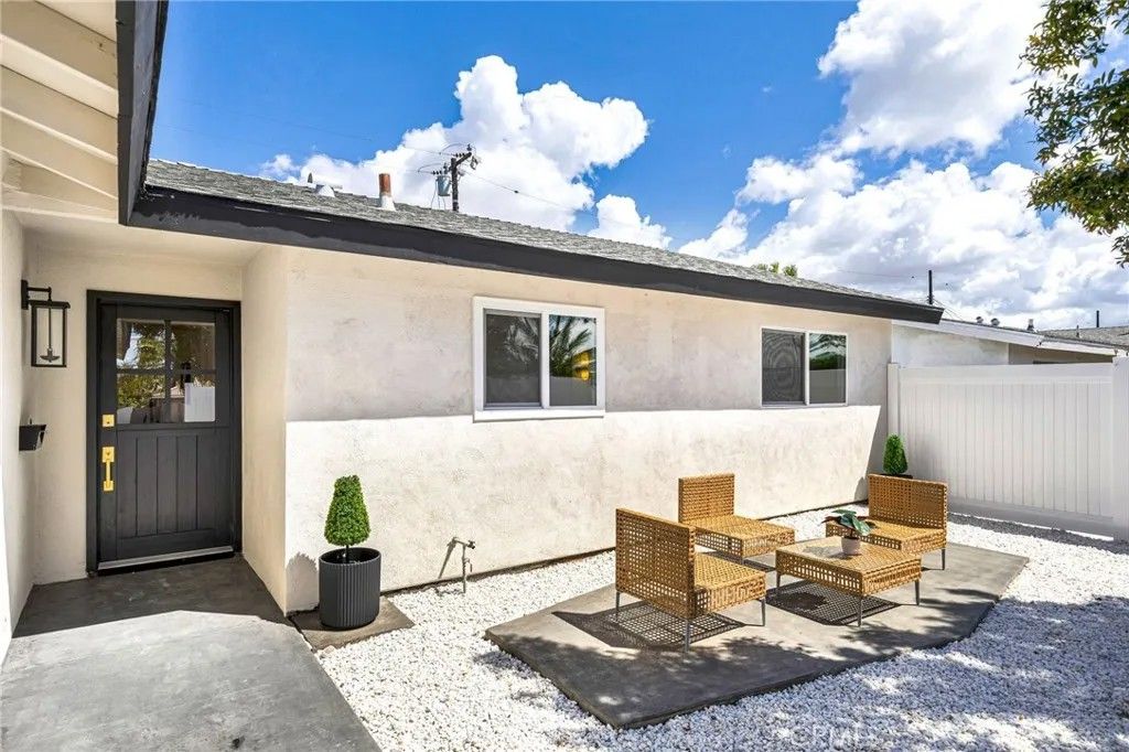 Photo of 8141 Valencia Dr, Huntington Beach, CA 92647 (MLS # OC26080371)