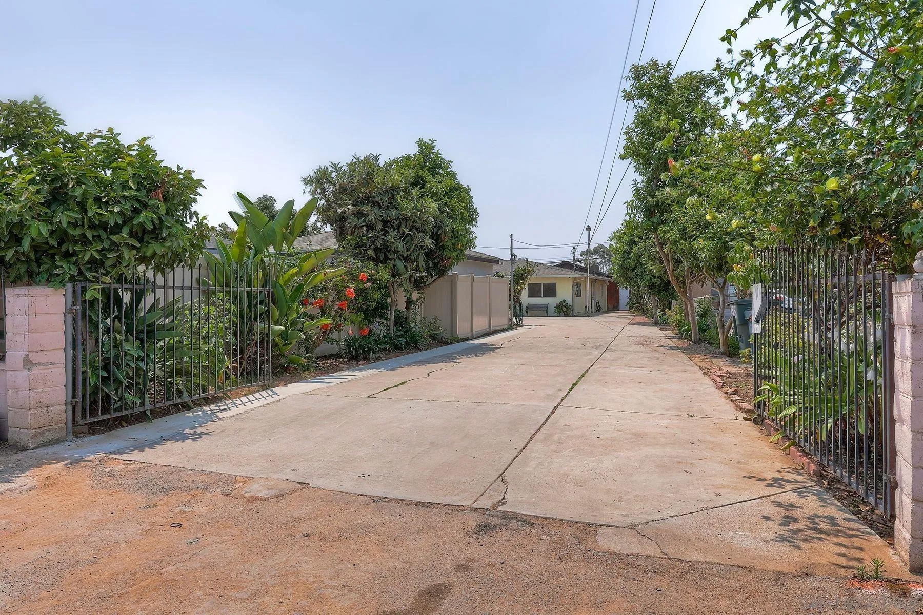 735 Belvia Ln