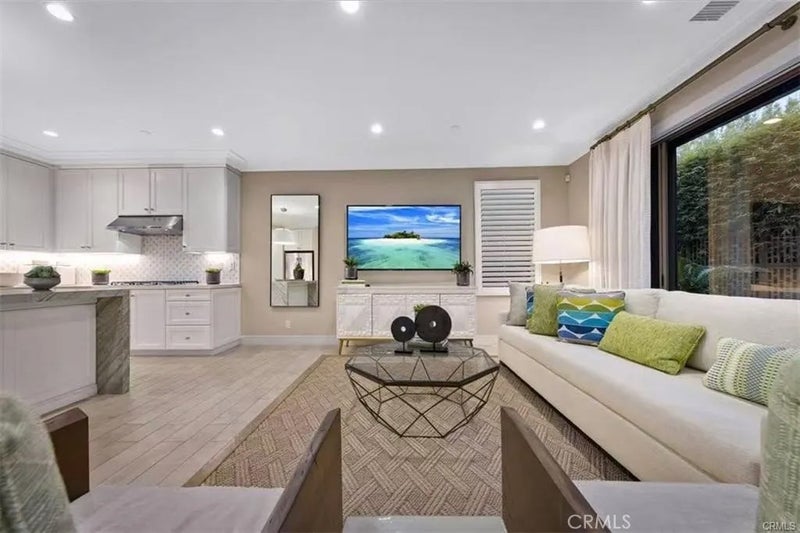 166 Villa Ridge