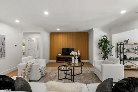 Tiny photo for 4637 Nagle Avenue, Sherman Oaks, CA 91423 (MLS # SR25232612)