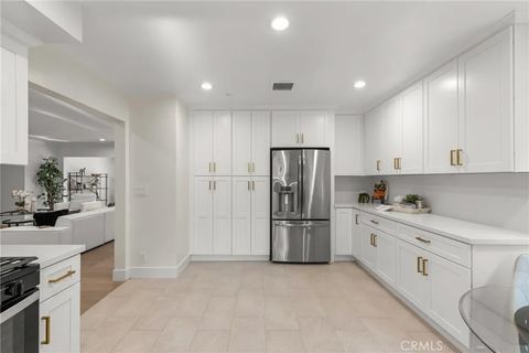 Tiny photo for 4637 Nagle Avenue, Sherman Oaks, CA 91423 (MLS # SR25232612)