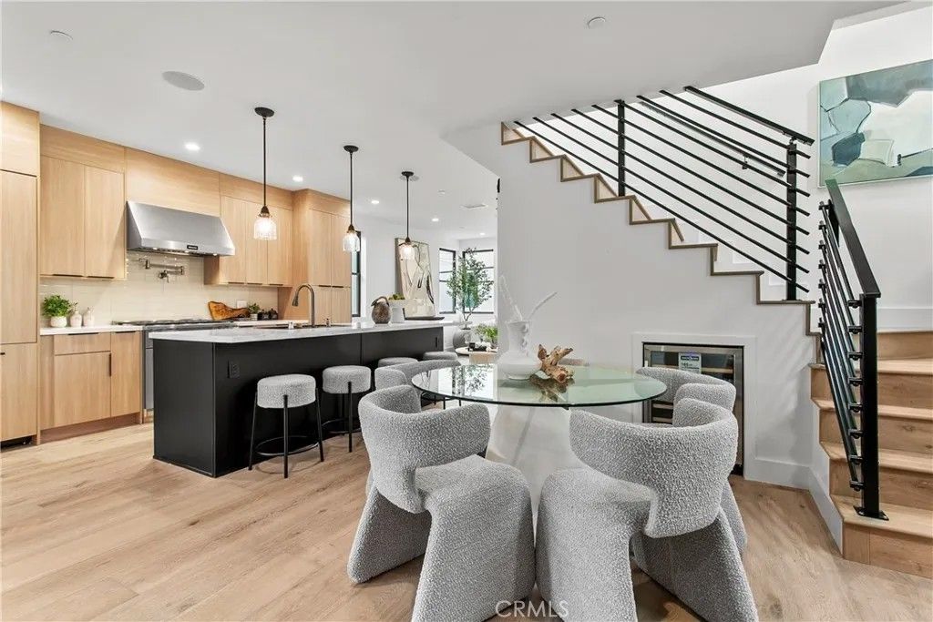 Photo of 603 Larkspur Ave, Corona Del Mar, CA 92625 (MLS # NP26000204)