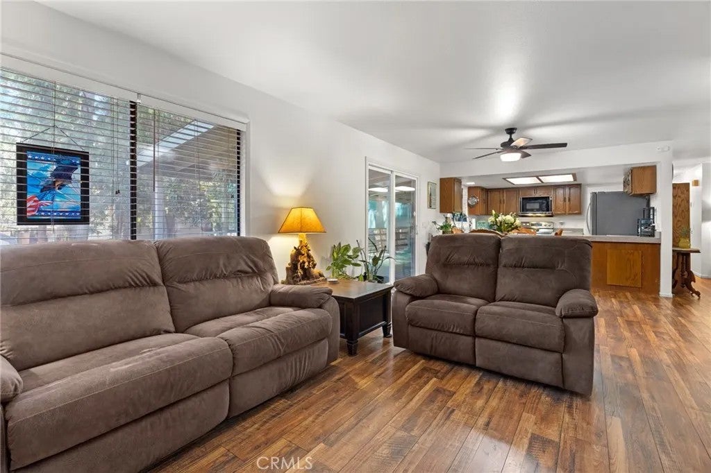 14385 Sinclair