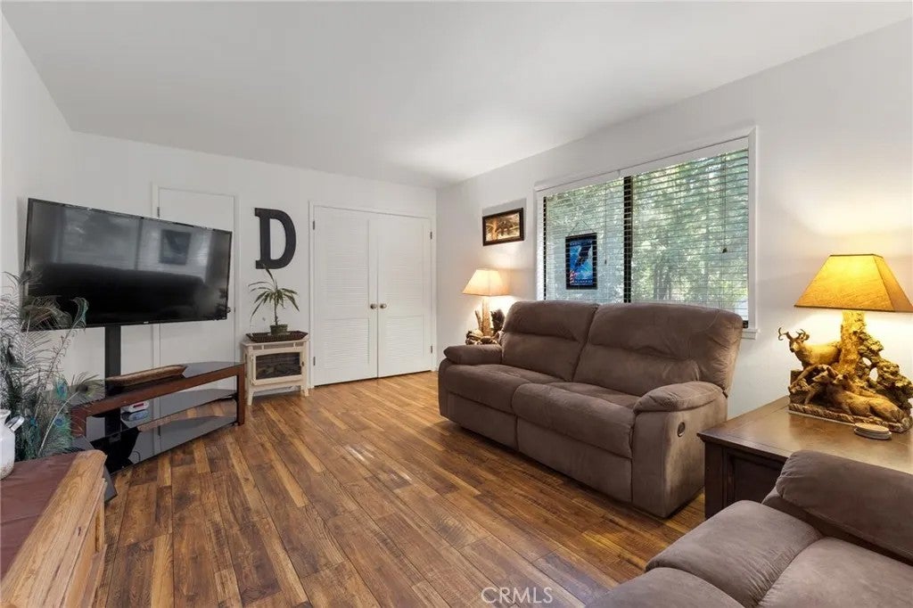 14385 Sinclair