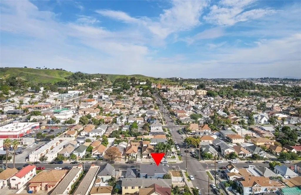 Photo of 2309 Johnston St, Los Angeles, CA 90031 (MLS # DW26019475)