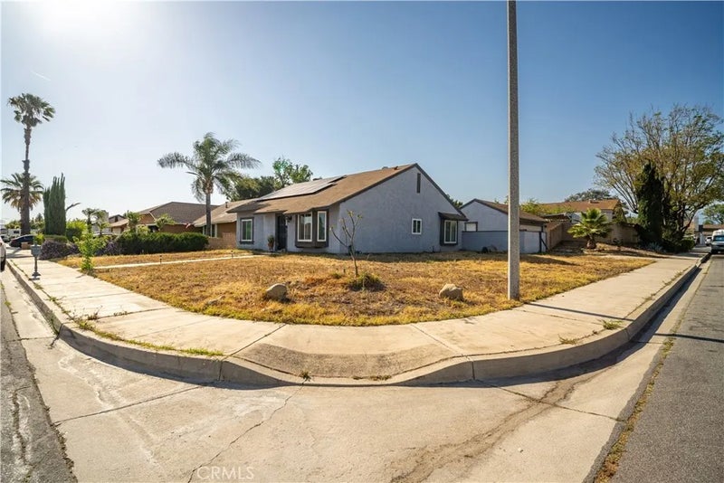1328 W Jackson
