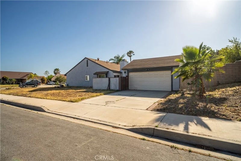 1328 W Jackson