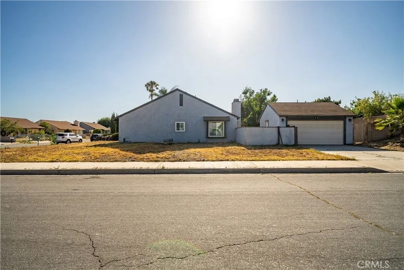 1328 W Jackson