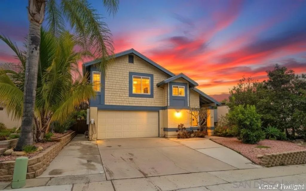 Photo of 3123 Villa Espana, Spring Valley, CA 91978 (MLS # 260008767)