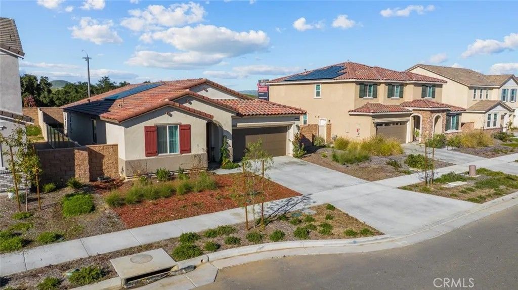 Photo of 2735 Moonshimmer St, Hemet, CA 92543 (MLS # PW26013107)