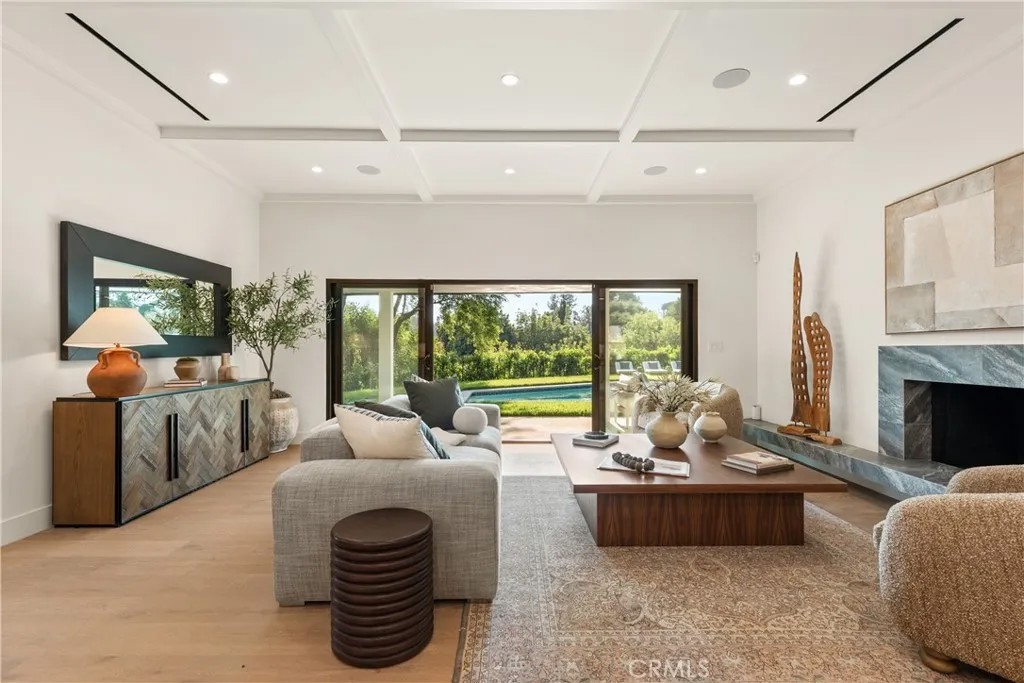 4041 Sapphire Drive
