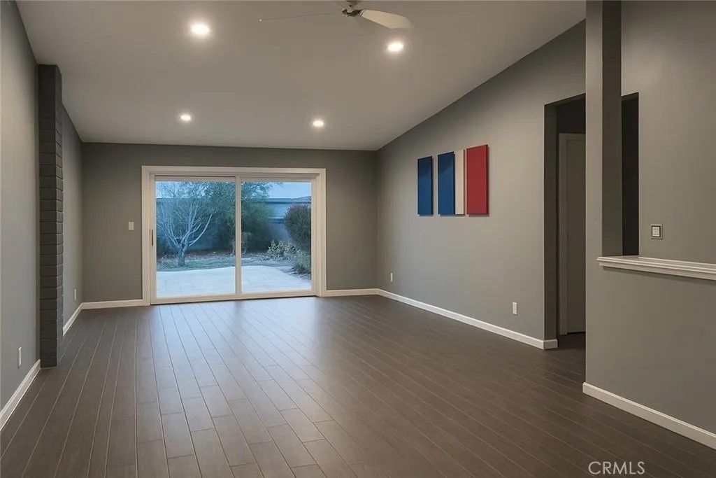 Photo of 942 Wren Way, San Marcos, CA 92078 (MLS # SW25275919)