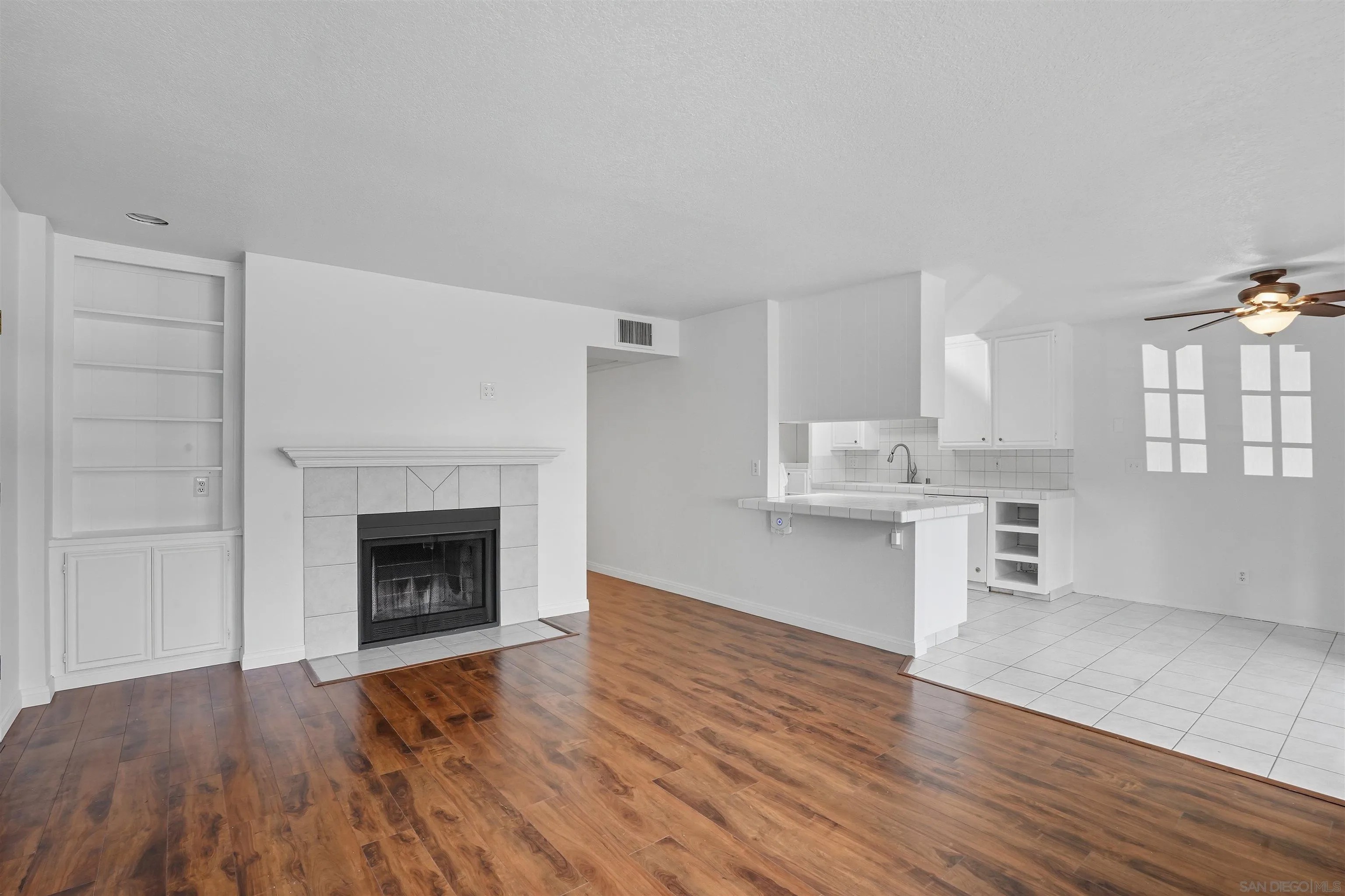 5045 Collwood Way 33